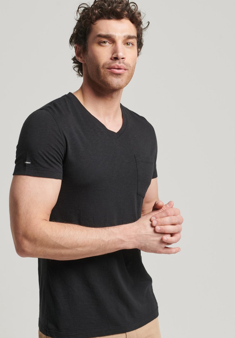 Superdry POCKET V NECK Basic Tshirt black Zalando.ie