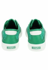 Mustang BASKETS - Sneakers basse - grün