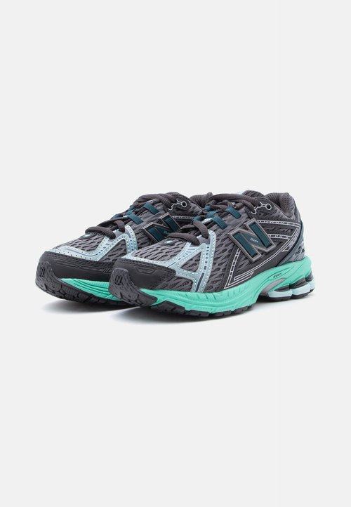 New Balance 1906 UNISEX - Trainers - black metallic/deep end — foto 2
