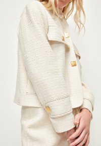adL STITCH DETAILED - Summer jacket - light beige