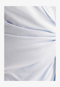 Neizvēlēts, sky blue