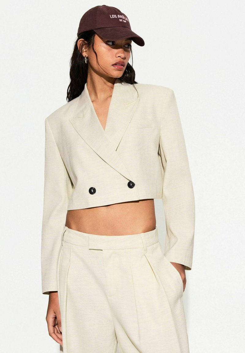 Bershka - DOUBLE BREASTED BOXY FIT - Blazer - beige, Enlarge