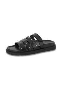 Zwarte leren instapsandalen met gestreept ontwerp, studs, openteen en een geprofileerde zool voor grip. Verstelbare band voor de pasvorm.