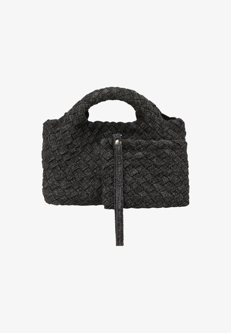 Sort vævet håndtaske med afrundede top håndtag, tekstureret overflade og lynlås lukning. Har en forlommer og en subtil glans.