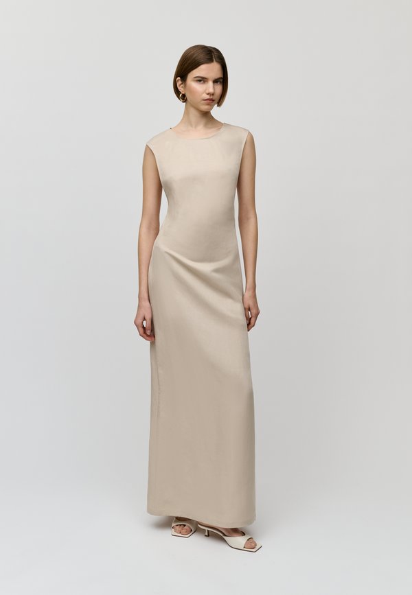 NADEAN - Maxikleid - light canvas