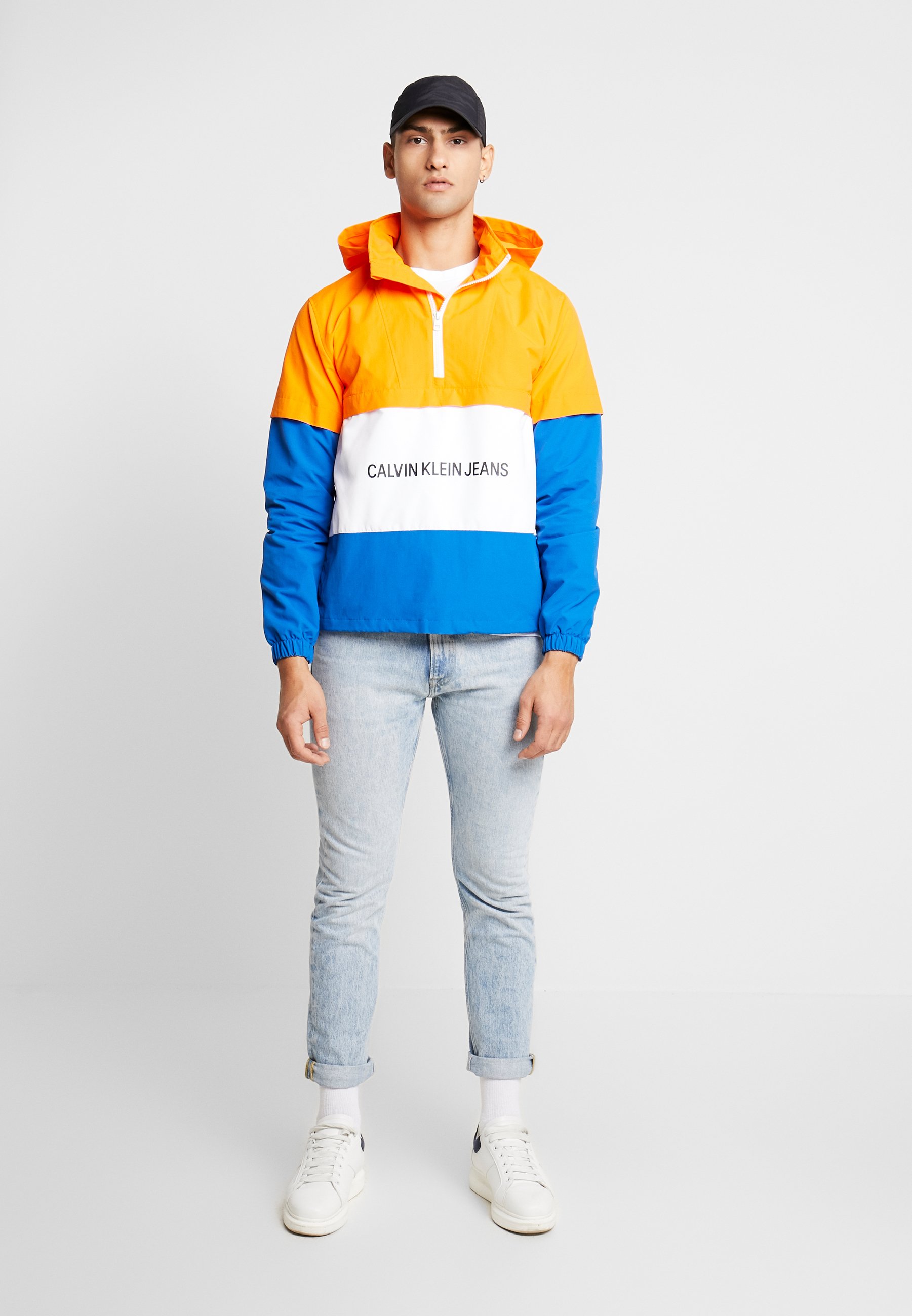 Calvin Klein Jeans INSTITUTIONAL LOGO 