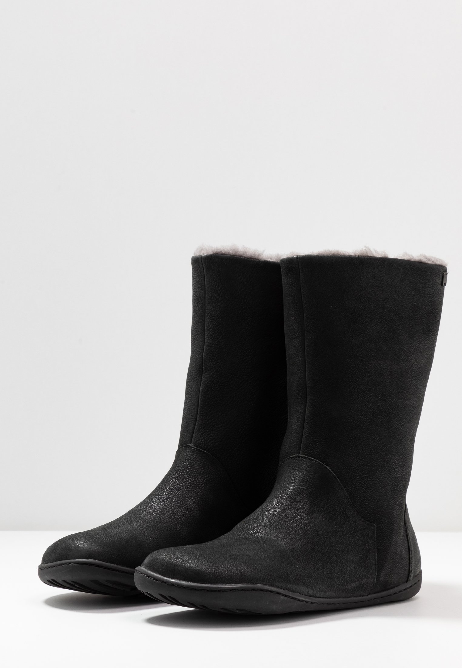 camper peu cami botas