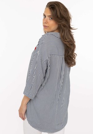 Zwillingsherz, OVERSIZE BLUSE STREIFEN & HERZ - Button-down blouse - blau