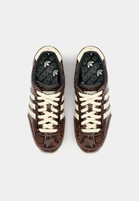 adidas Originals JAPAN - Trainers - preloved brown/cream white/core black