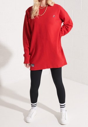 Sweater - red