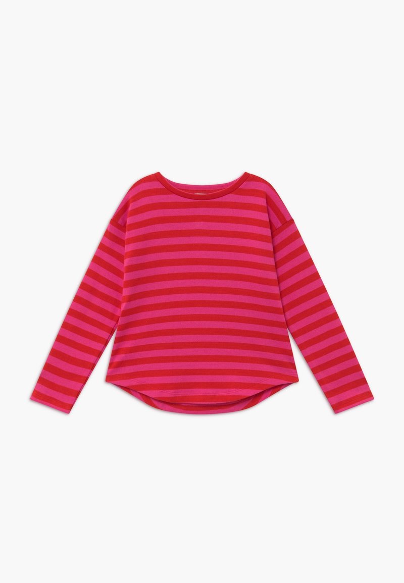 T-shirt à manches longues en tissu doux, avec des rayures horizontales en différentes nuances de rose et de rouge, un col rond et un ourlet incurvé.