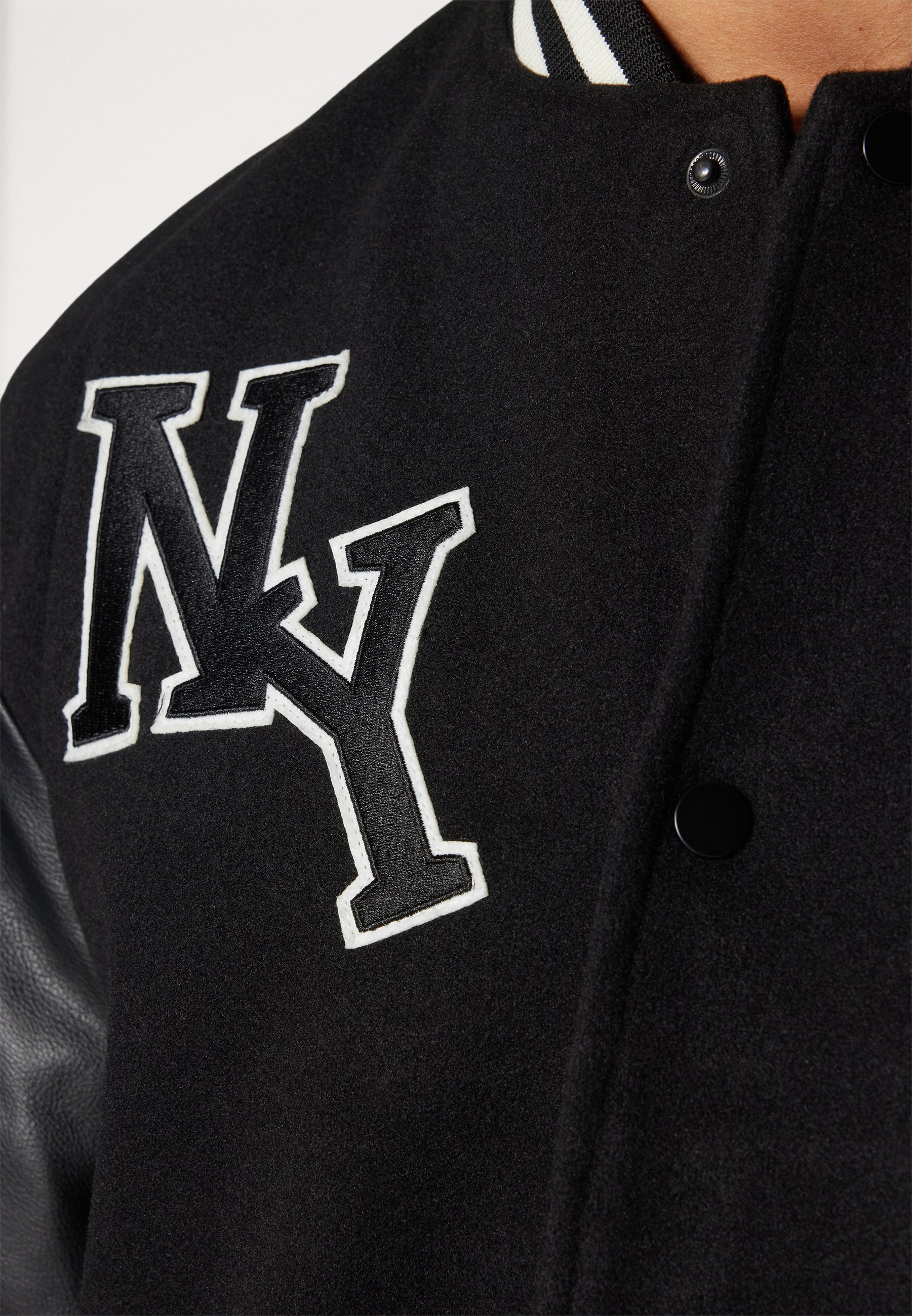 Only & Sons ONSJAY VARSITY JACKET - Summer jacket - black