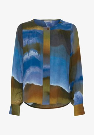 Blouse multicolore aux nuances de bleu, vert et marron ; manches longues, col rond, fermeture à boutons sur le devant, et tissu doux et fluide.