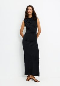 PULL&BEAR - SLEEVELESS GATHERED  - Maxi šaty - black Miniatúrny obrázok 1