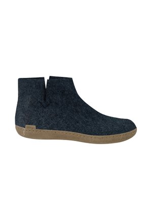 Slippers - denim