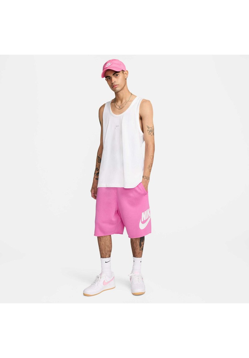 Nike Sportswear Shorts donkerroze Nike Sportswear Shorts donkerroze