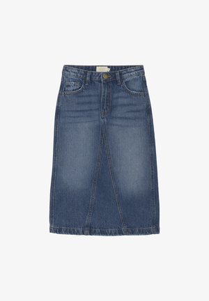 Jupe en denim bleu moyen, longueur genou avec fente frontale, design à cinq poches, fermeture à bouton en cuivre et coutures contrastées.