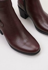 Fluchos Botines con plataforma - burgundy