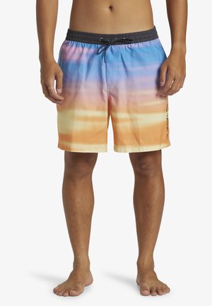 Herre svømmetrunk med en ombre gradient i blå, orange og gul; elastisk talje med snøre, letvægtsstof.