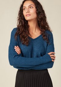 BONOBO Jeans UMWELTFREUNDLICHER  - Maglione - bleu canard