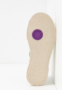 Scotch & Soda ZADIE LACE SHOES - Trainers - black/white