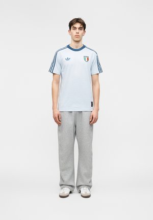 adidas Originals ITALY - T-shirt print - aero blue