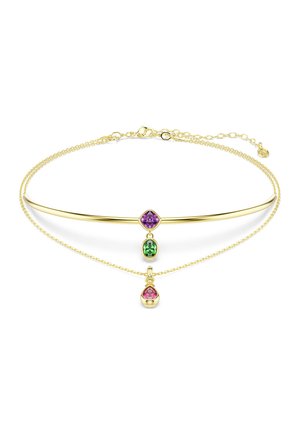 Delicata collana d'oro con due catene, con pendenti di gemme viola, verdi e rosa su sfondo bianco.