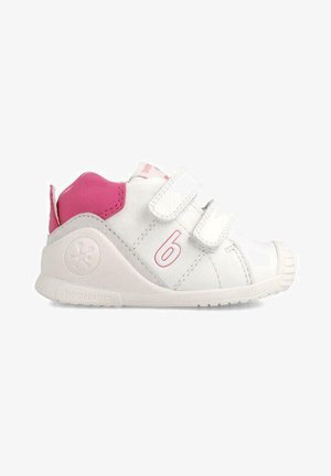 VERE - Zapatillas - white