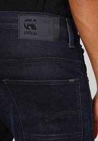 G-STAR Džíny Slim Fit - dark-blue denim