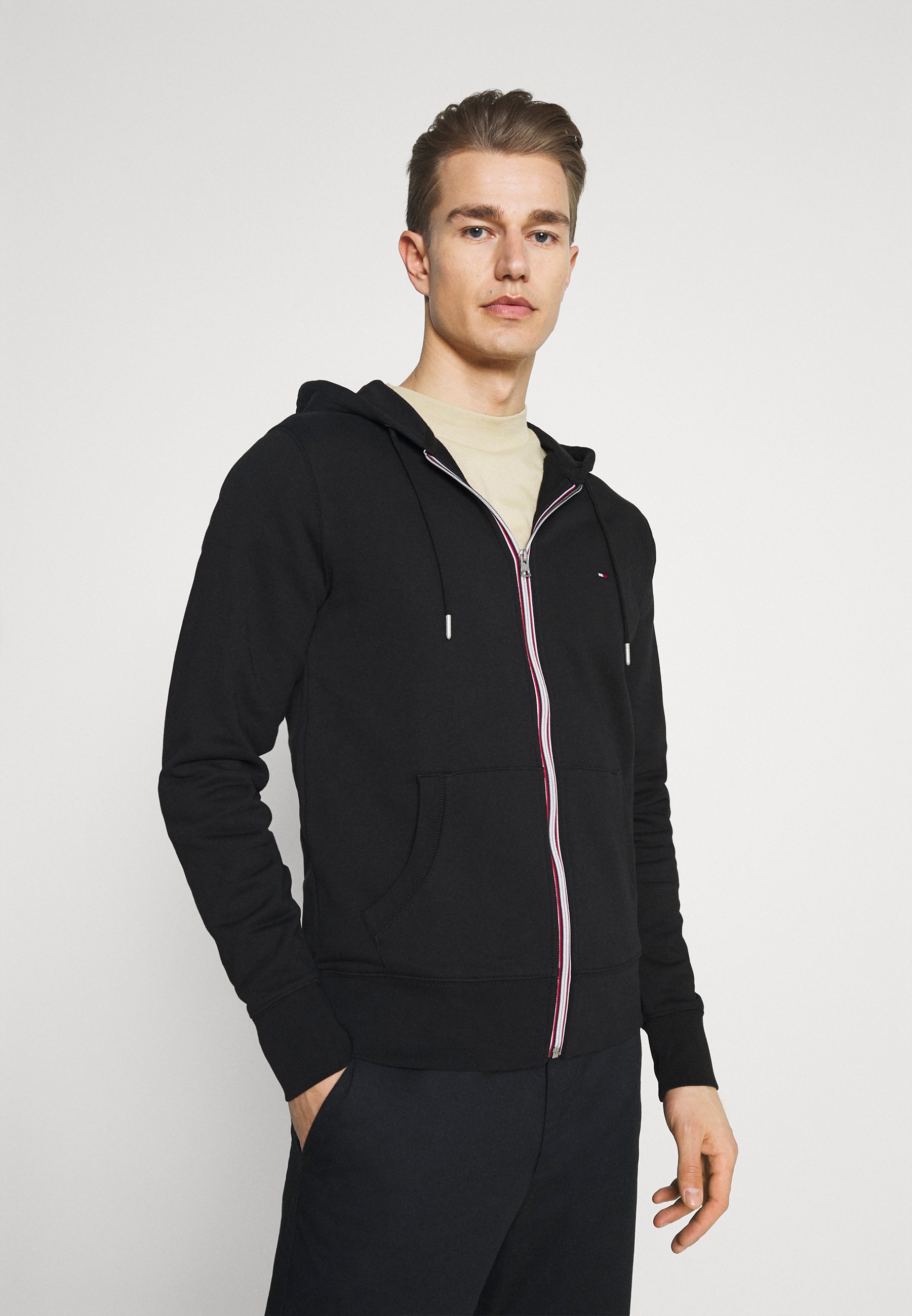 tommy jeans knit jumper