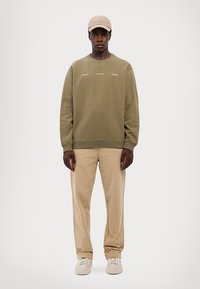 Holzweiler DUKE NATIONAL CREW - Mikina - green