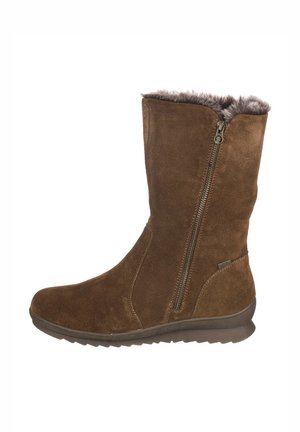 Botas de tobillo de ante marrón con cremallera lateral, forro de pelaje sintético y suela de goma con un diseño texturizado para mayor agarre.
