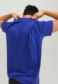 Jack & Jones JJE TEE  O-NECK  - Camiseta básica - bluing