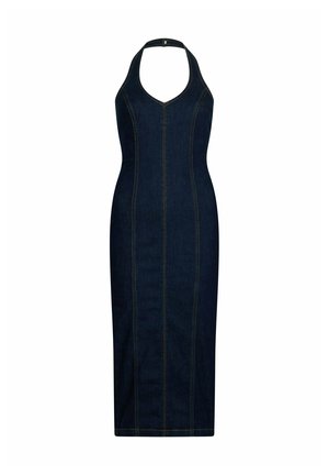 Dunkelblaues Denim-Halterkleid mit figurbetonter Silhouette und sichtbaren vertikalen Nahtdetails, Knopfverschluss am Hals.