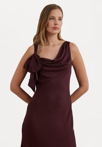 Lauren Ralph Lauren BOW-TRIM CHARMEUSE COWLNECK GOWN - Oblečenie na špeciálnu príležitosť - pinot noir