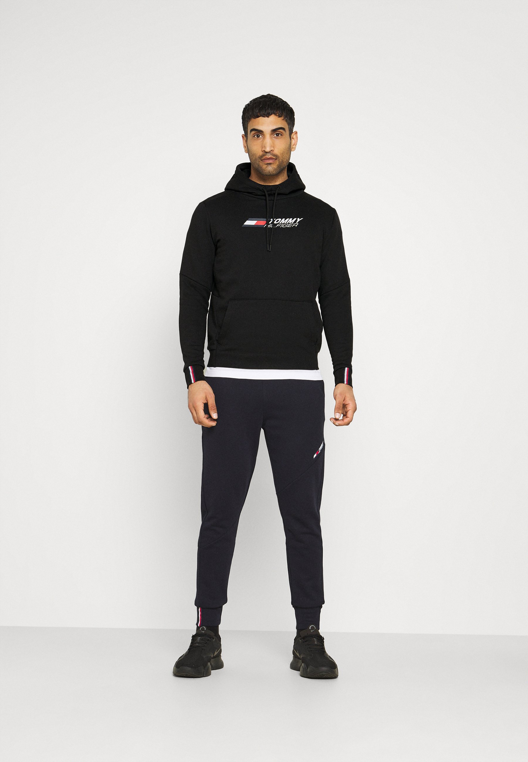 Herren LOGO HOODY - Kapuzenpullover Herren LOGO HOODY - Kapuzenpullover