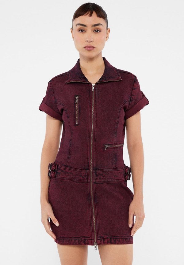 UTILITY - Jeanskleid - bordeaux