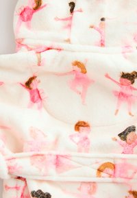 Gyapjú köntös, krémszínű alapon játékos balerina mintával rózsaszín és világosbarna részletekkel. Sima textúrájú és kényelmes kialakítású.