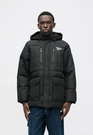 Parca - black
