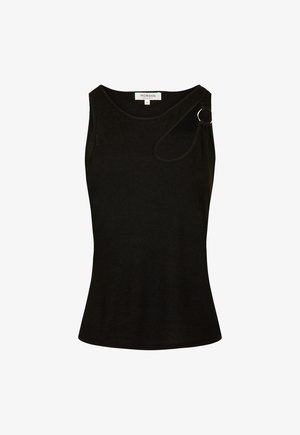 Haut sans manches noir en tissu côtelé, avec un décolleté arrondi et un accent de bague distinctif sur l'épaule gauche.