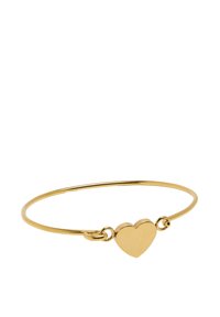 Złota metalowa bransoletka z gładkim, płaskim zawieszką w kształcie serca przymocowaną małym ogniwem do zapięcia. Prosty i elegancki design.
