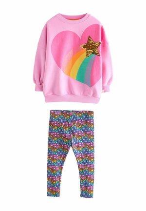 REGULAR FIT - 2 PIECE LOVE AND RAINBOW  - Pusa - pink