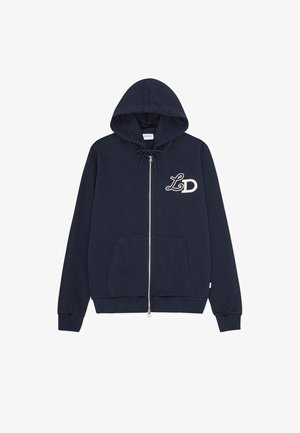 Tumšzilgs kapuce, izgatavota no kokvilnas auduma maisījuma, ar priekšējo kabatu, saikšanas kapuci un "LD" logo krēmkrāsā kreisajā krūtī.