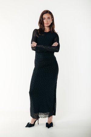 MAUDE - Robe longue - black