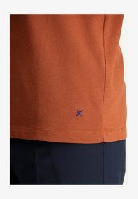 Non selezionato, cinnamon