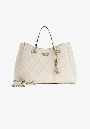 Borsa bianca trapuntata con particolari in oro, doppi manici e tracolla removibile. Presenta un charm con ciondoli rotondi.