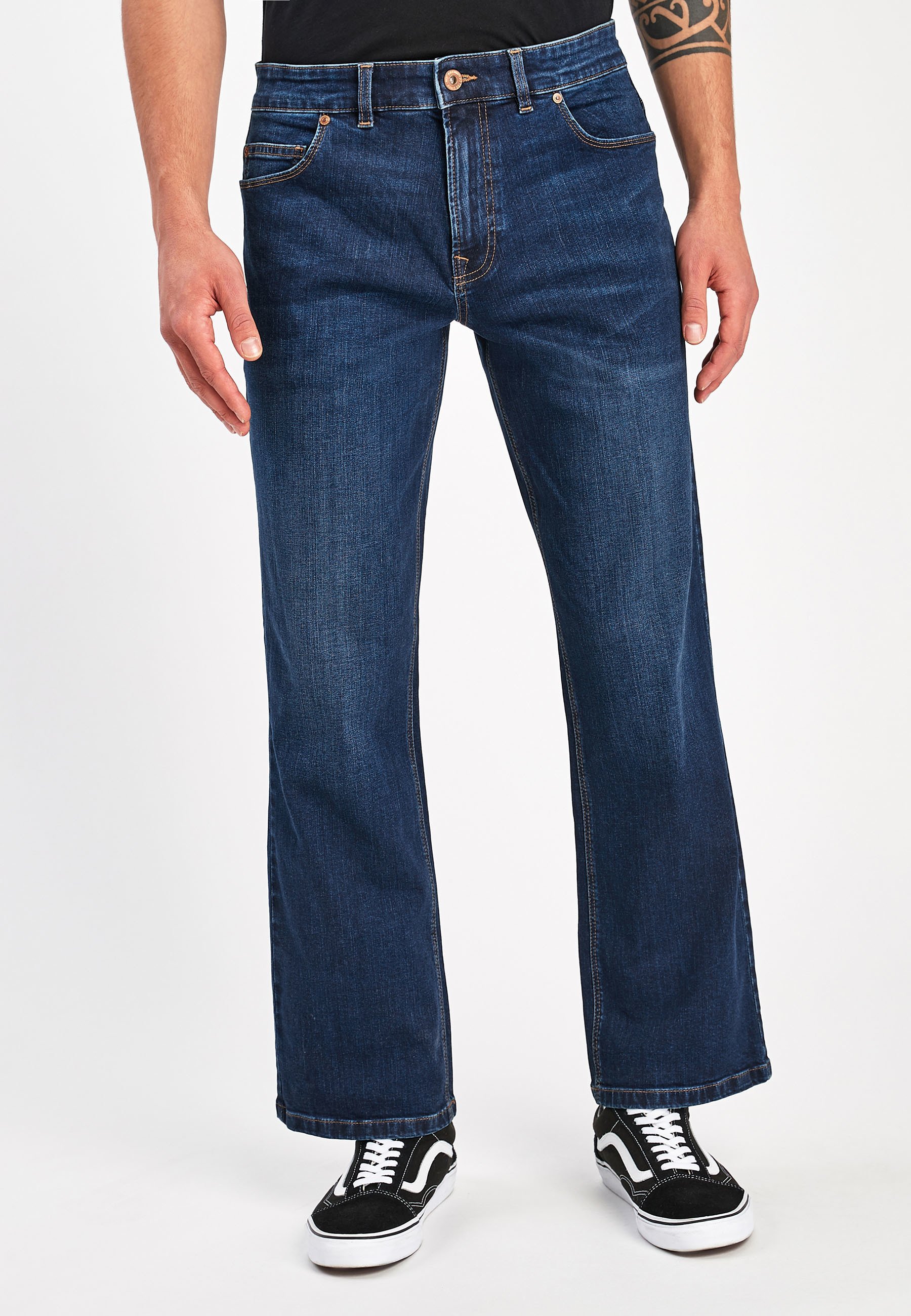 stretch bootcut jeans