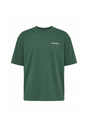 Dark green short-sleeve crewneck T-shirt with small white "PEGADOR" logo on the left chest.