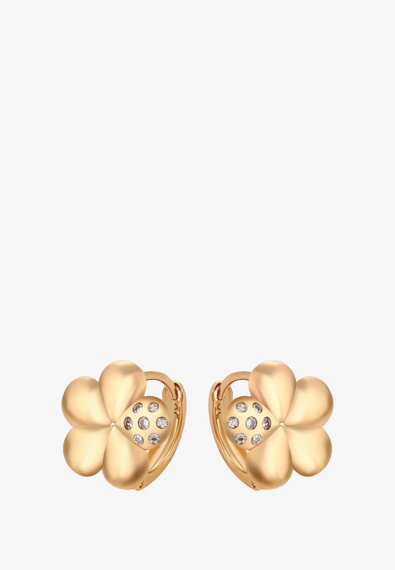 Guldfarvede blomsterformede øreringe med fem kronblade hver, med seks små indlejrede diamanter på den ene side af hver blomst.