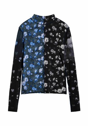Bluză cu mâneci lungi cu design divizat; o parte cu imprimeu floral albastru pe un fundal închis, cealaltă parte cu modele florale negre și gri.